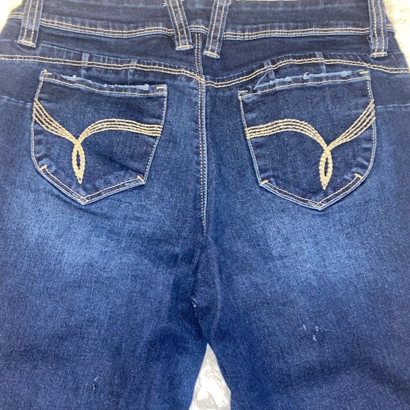 Fashion nova mid rise boot cut jeans - Picture 3 of 6